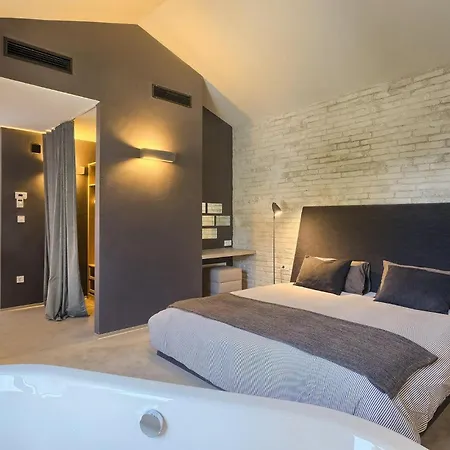 Hello Sunshine Porec